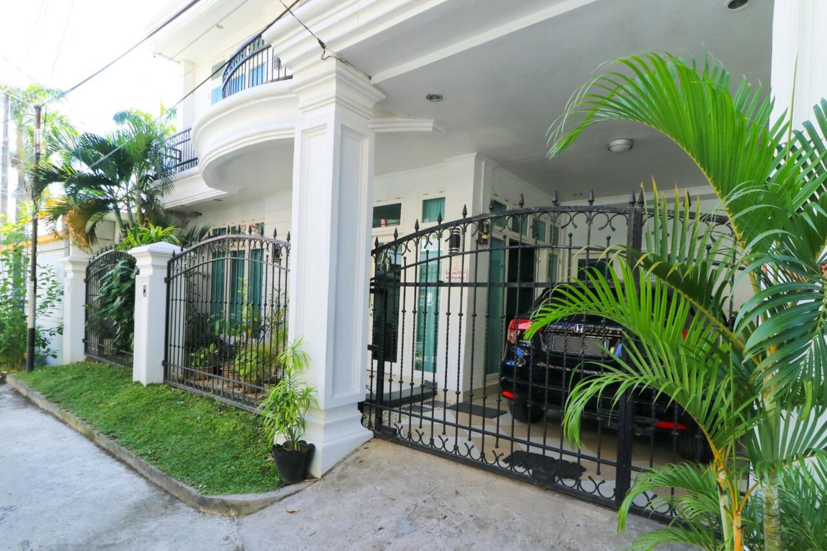 Ge Jacmart Homestay Makassar Ngoại thất bức ảnh